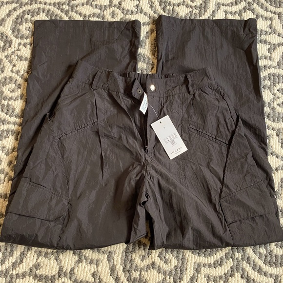 Black Halara wide leg cargo nylon track pants size small. - Picture 2 of 3